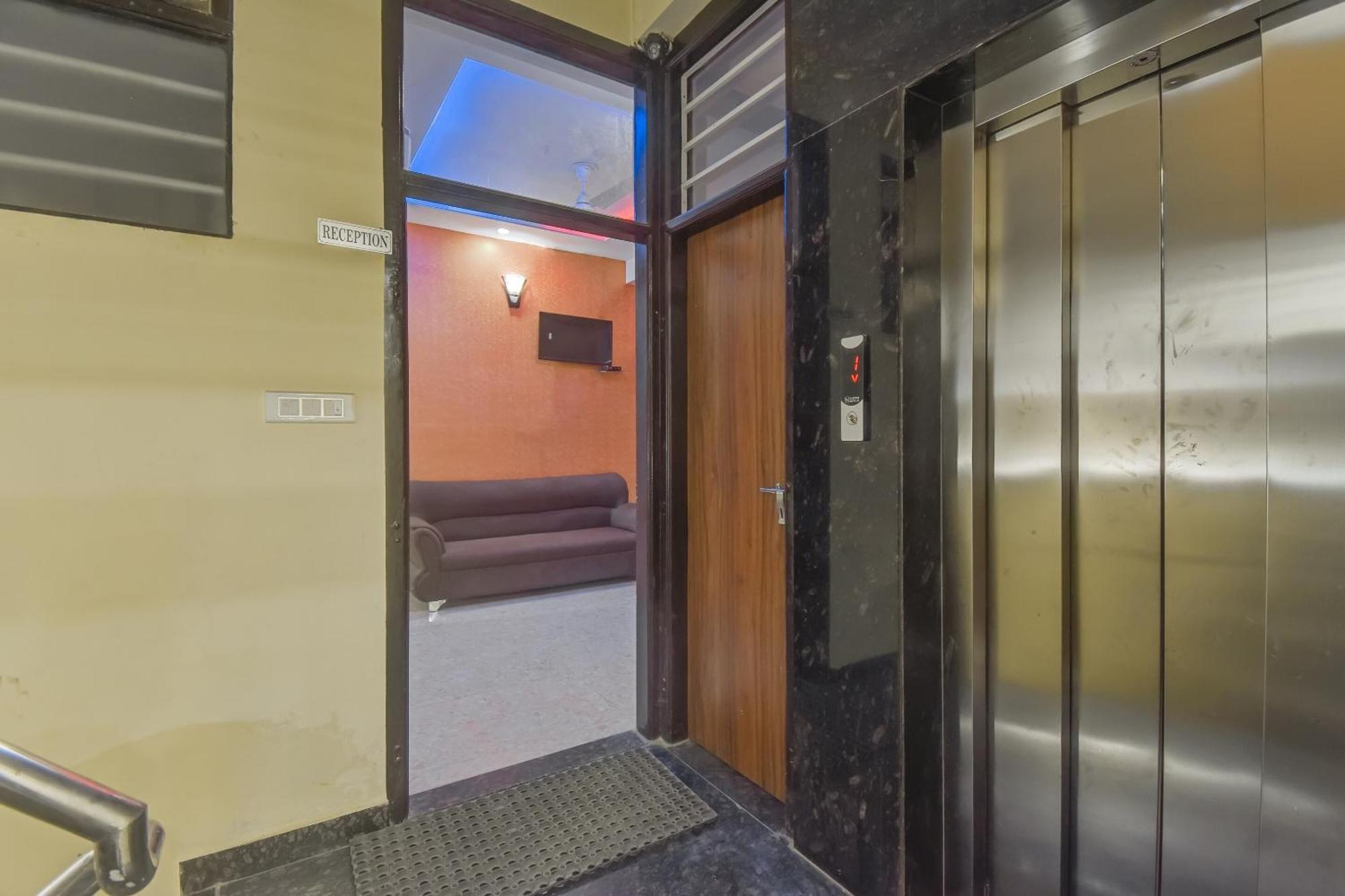 Hotel O Royal Blue Τζαϊπούρ Εξωτερικό φωτογραφία
